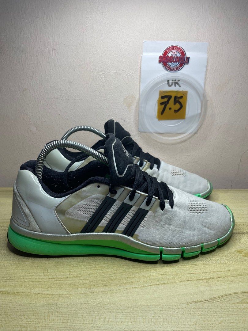 Uk 7.5 hot sale adidas