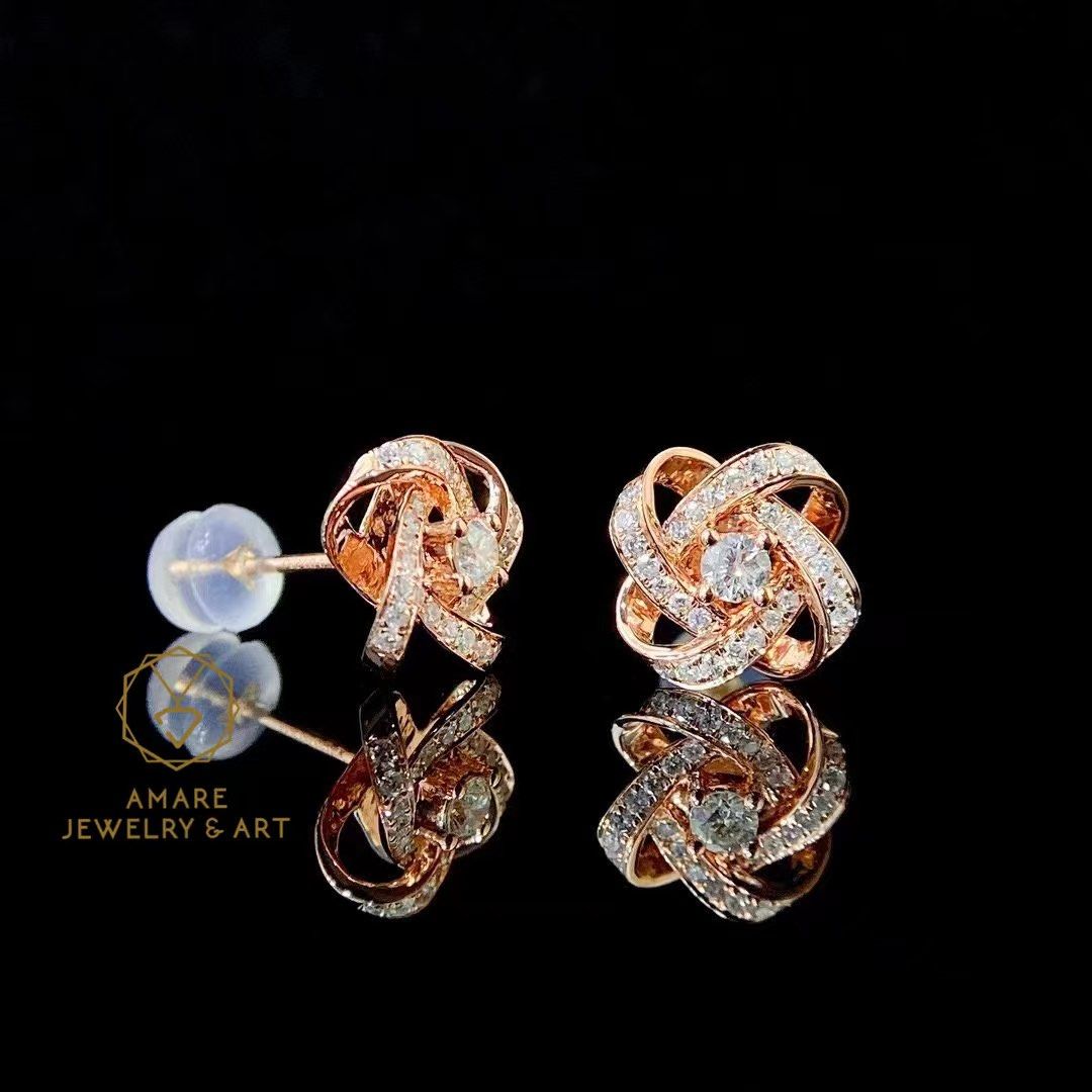 精緻新品💎✨！ 0.40ct Diamond Earrings 日系精緻風鑽石耳環！ 浪漫
