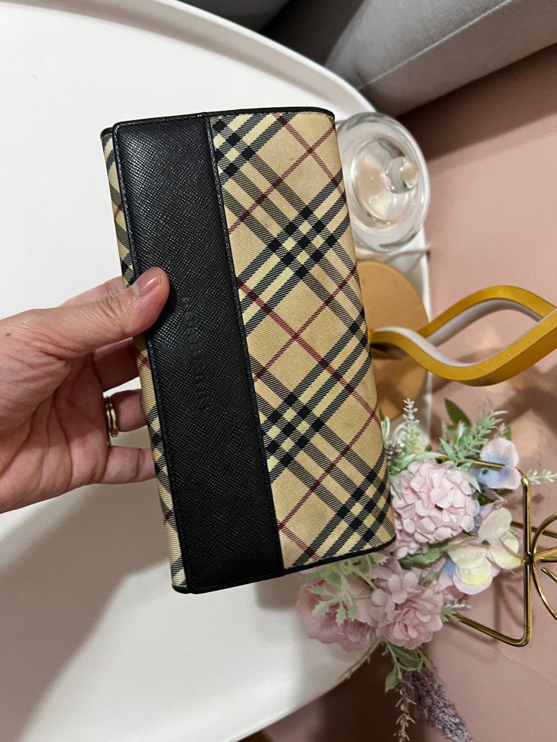 Burberry online wallet price