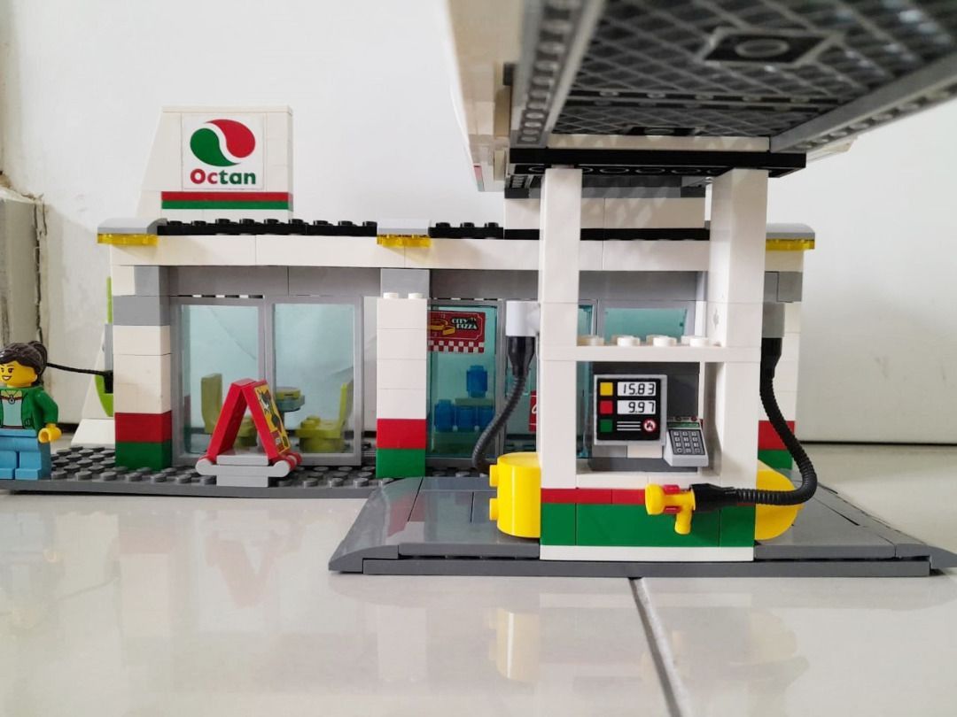 Lego sales pump station