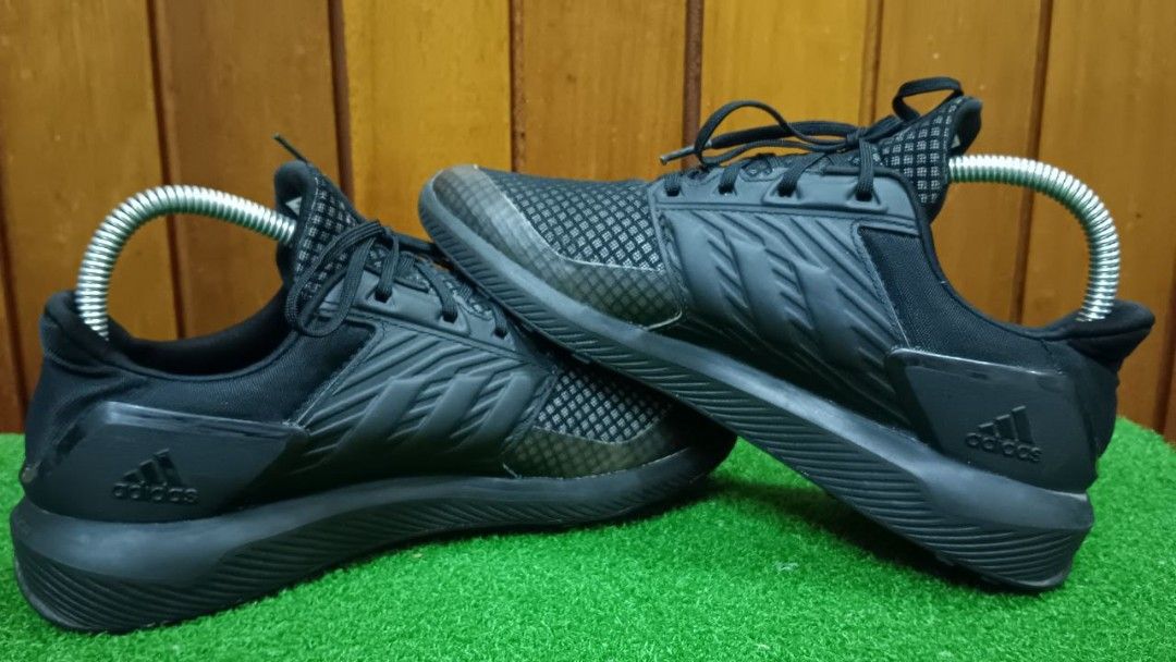 ADIDAS RAPID RUN Uk4. 5