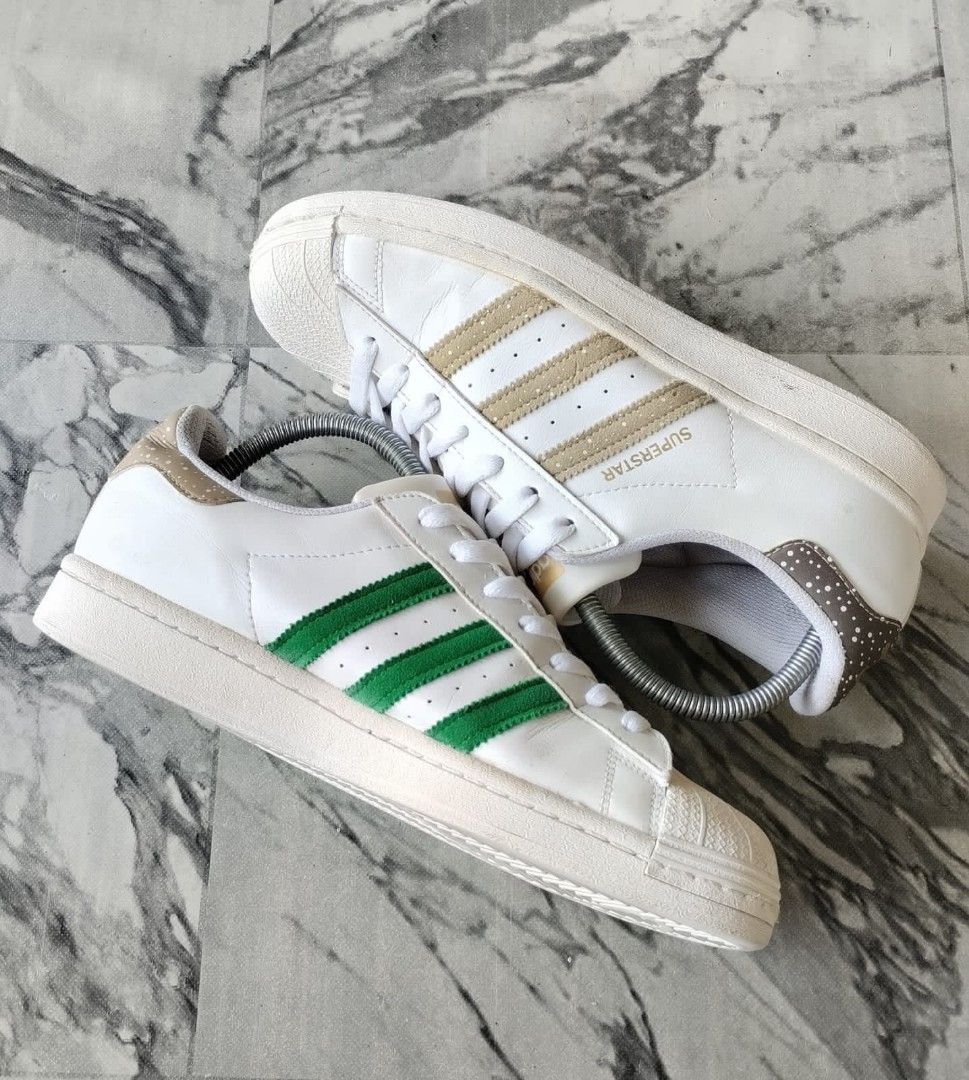 Adidas superstar deals xmas white