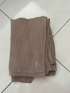 (Category: ) located in . Submitted by pu3ahmad (Listing ID 1258762796, Image 1). Description: .
