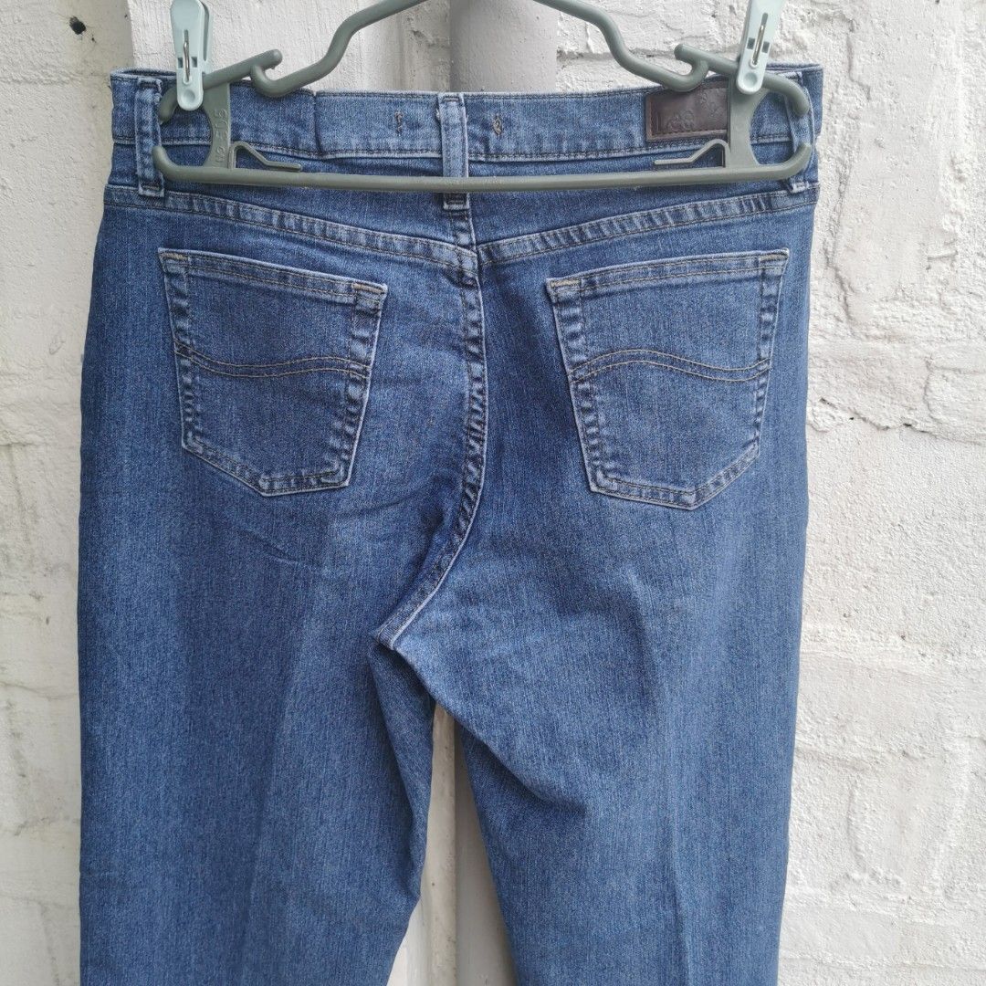 lee jeans relaxed fit