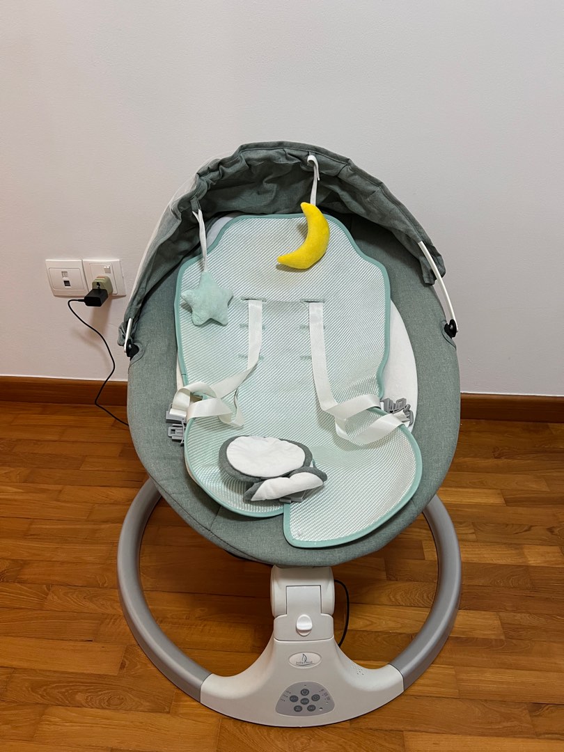 Electric sales cradle rocker