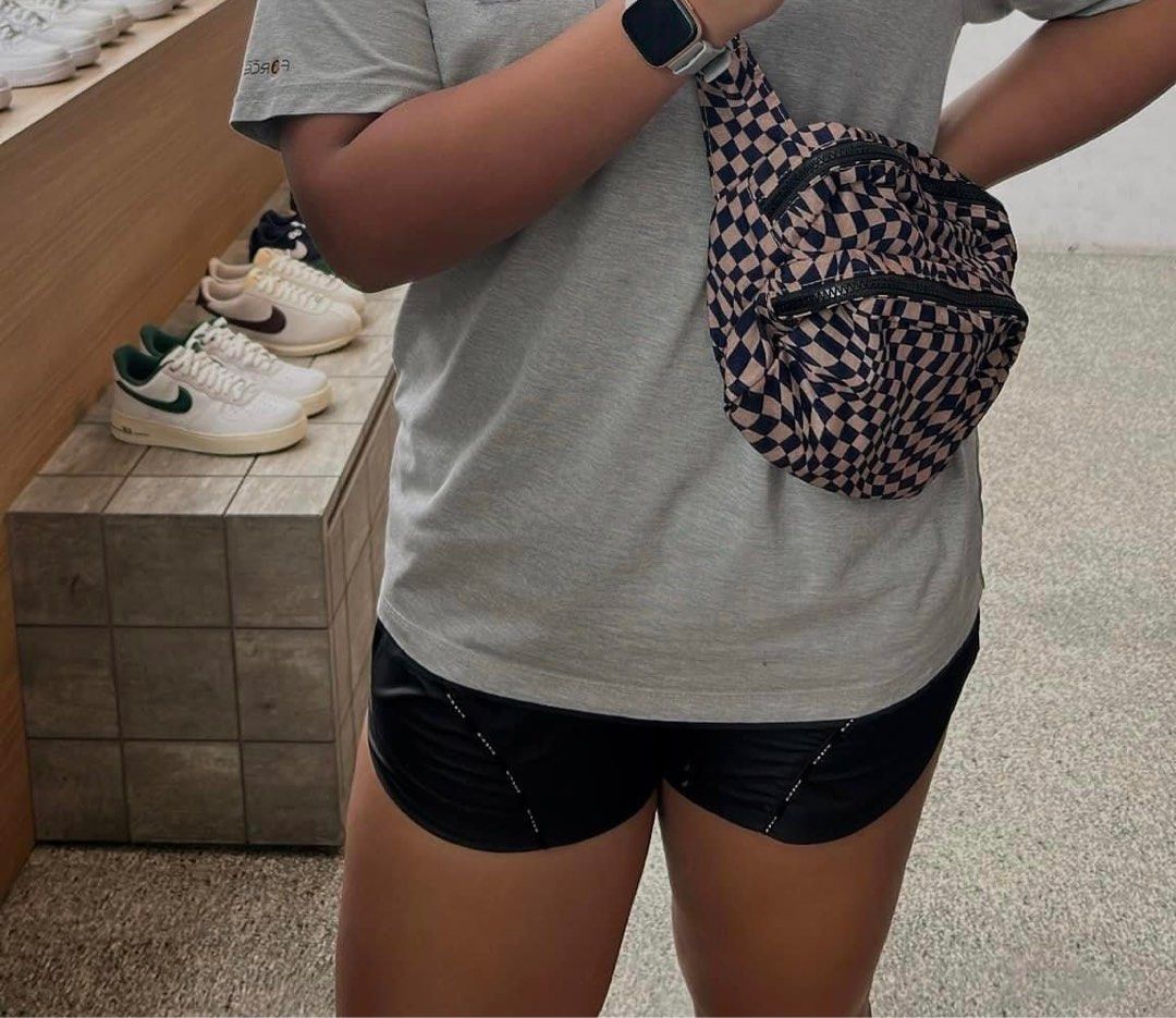 Trippy deals fanny pack