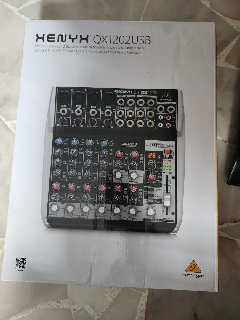 Behringer XENYX QX1202USB Premium 12 input 2Bus Mixer with USB