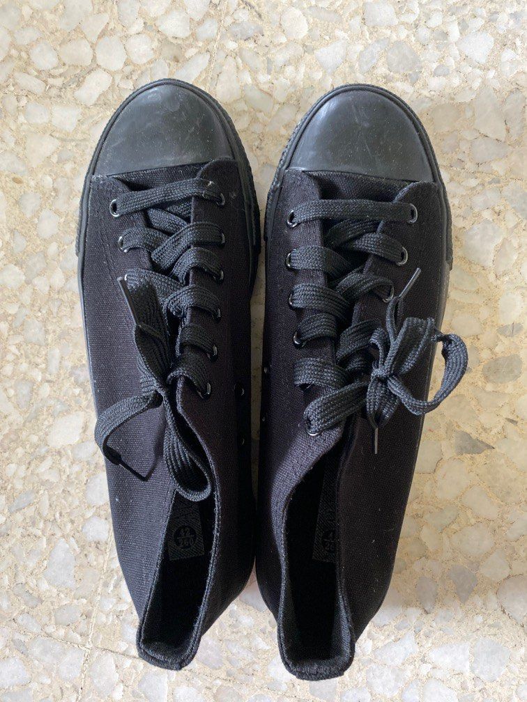 Black school shoes size 42