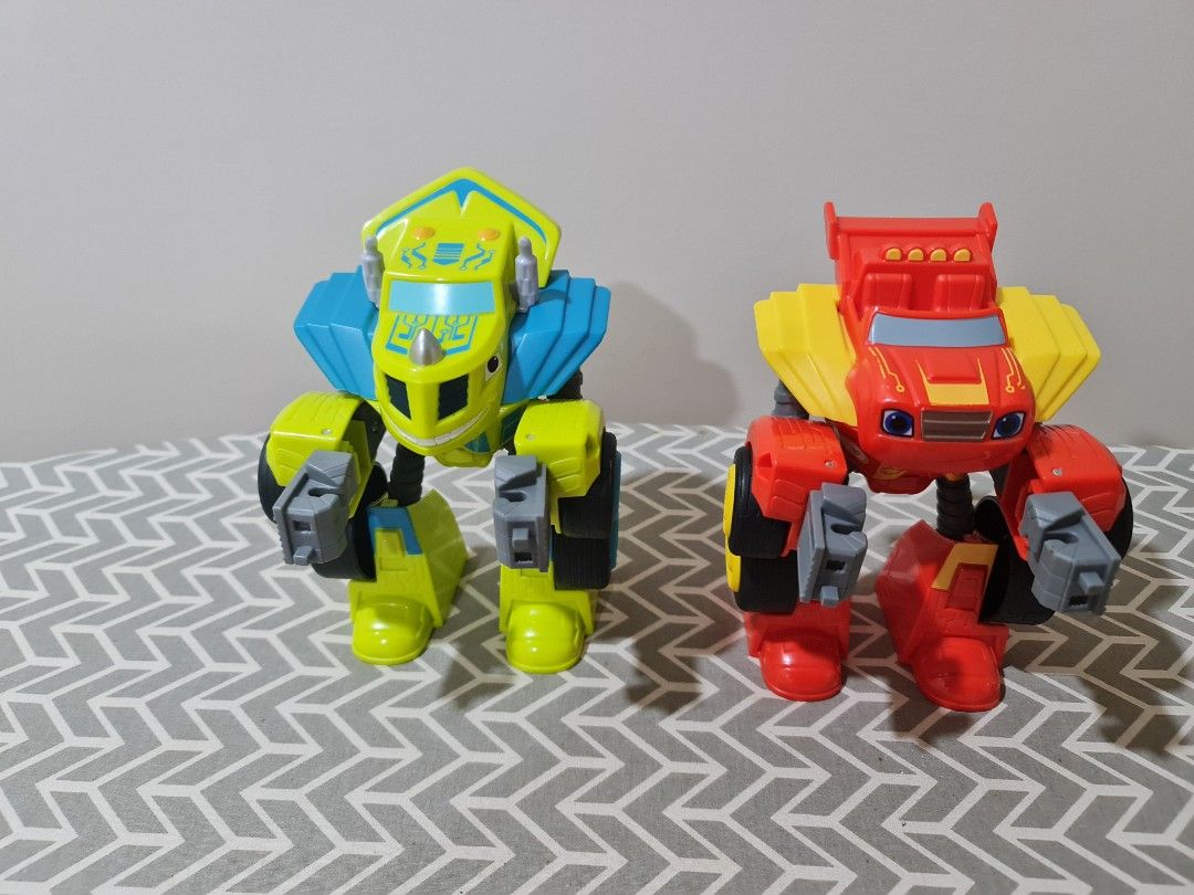 Blaze and monster machine robot