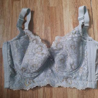 (Category: ) located in . Submitted by jeeennnn (Listing ID 1258855206, Image 1). Description: .