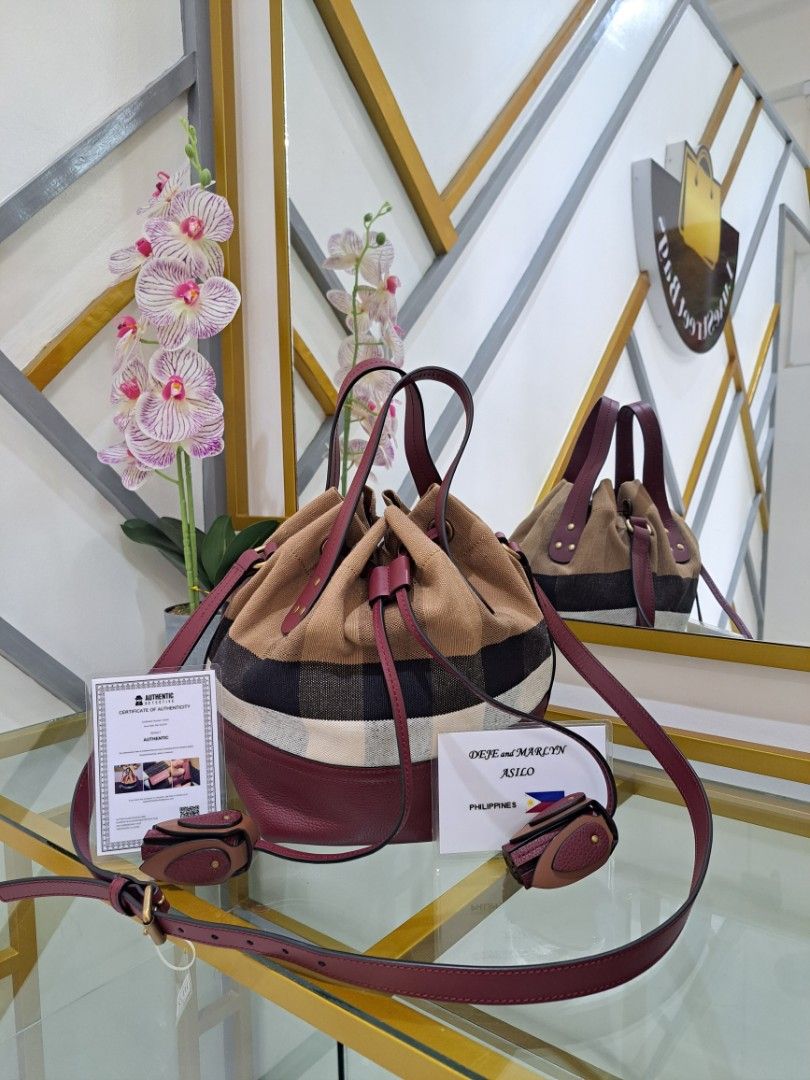 Burberry heston bucket bag discount