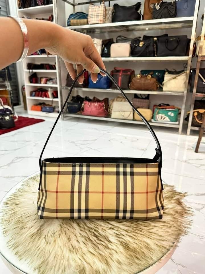 Baguette cheap bag burberry