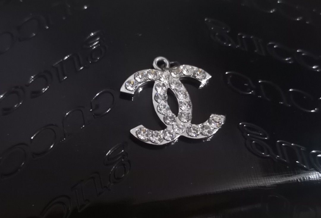 Chanel Charm, Women's Fashion, Jewelry & Organisers, Necklaces on Carousell