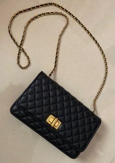 Charles and Keith quilted bag