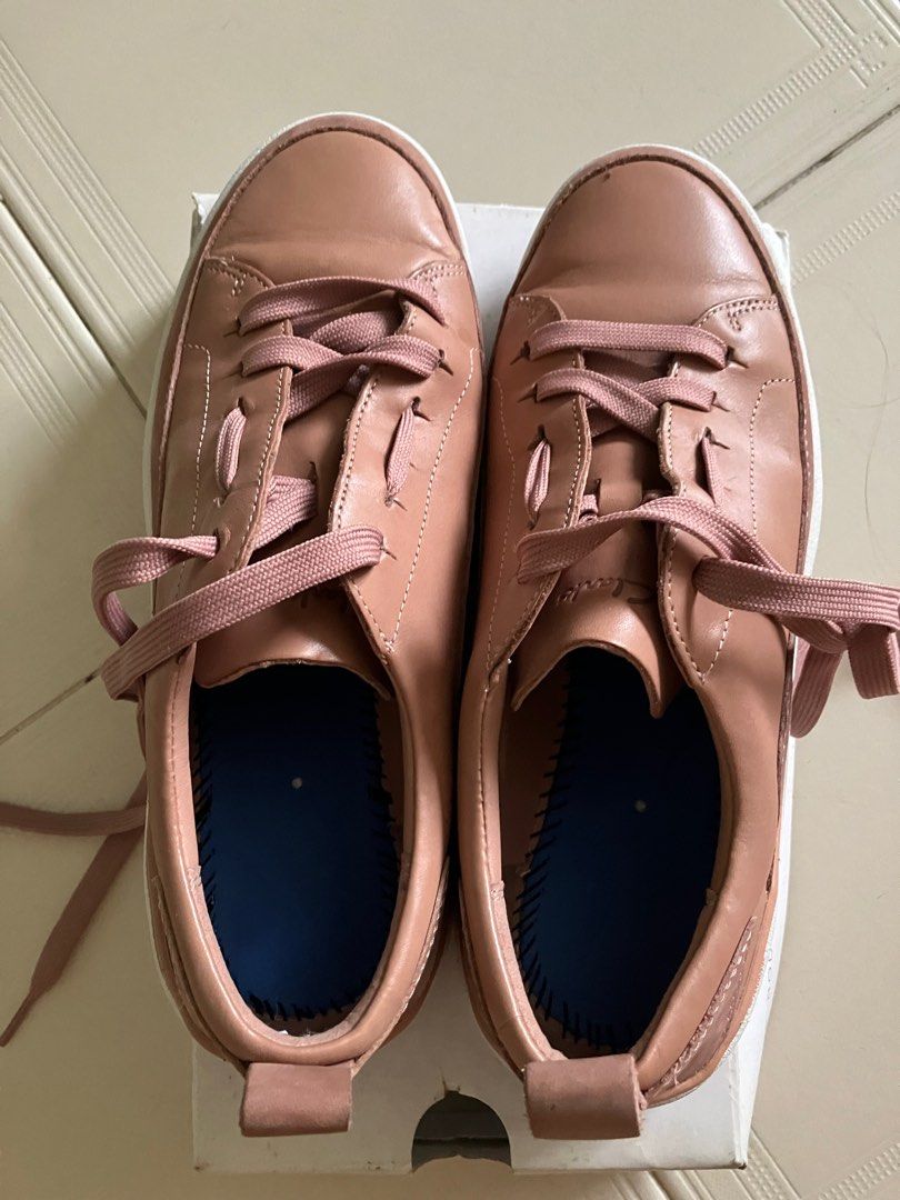 clarks ladies leather trainers