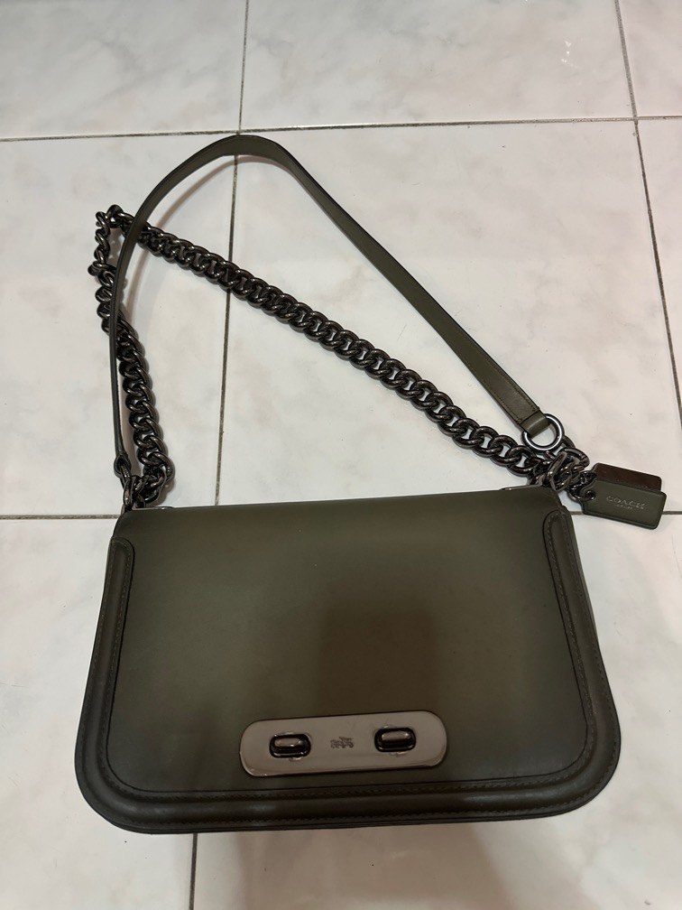 Coach swagger outlet shoulder bag 25