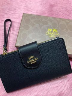 COACH: Small Wristlet, City of Dreams Manila