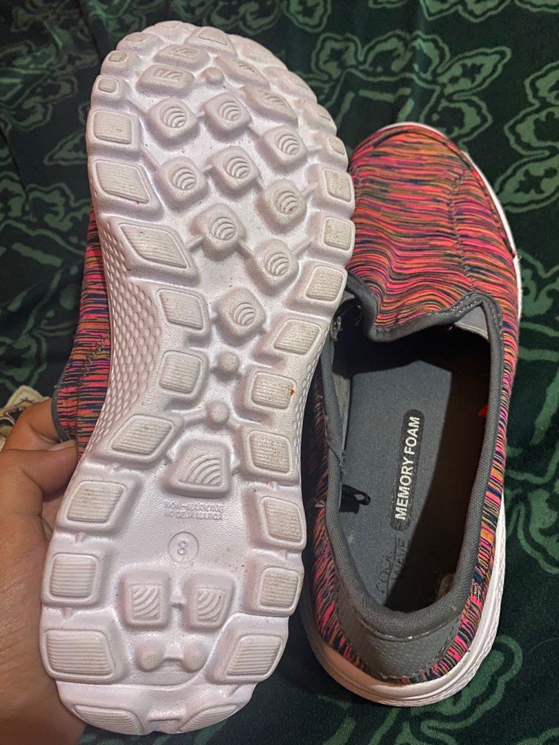 Cool wave memory hot sale foam shoes