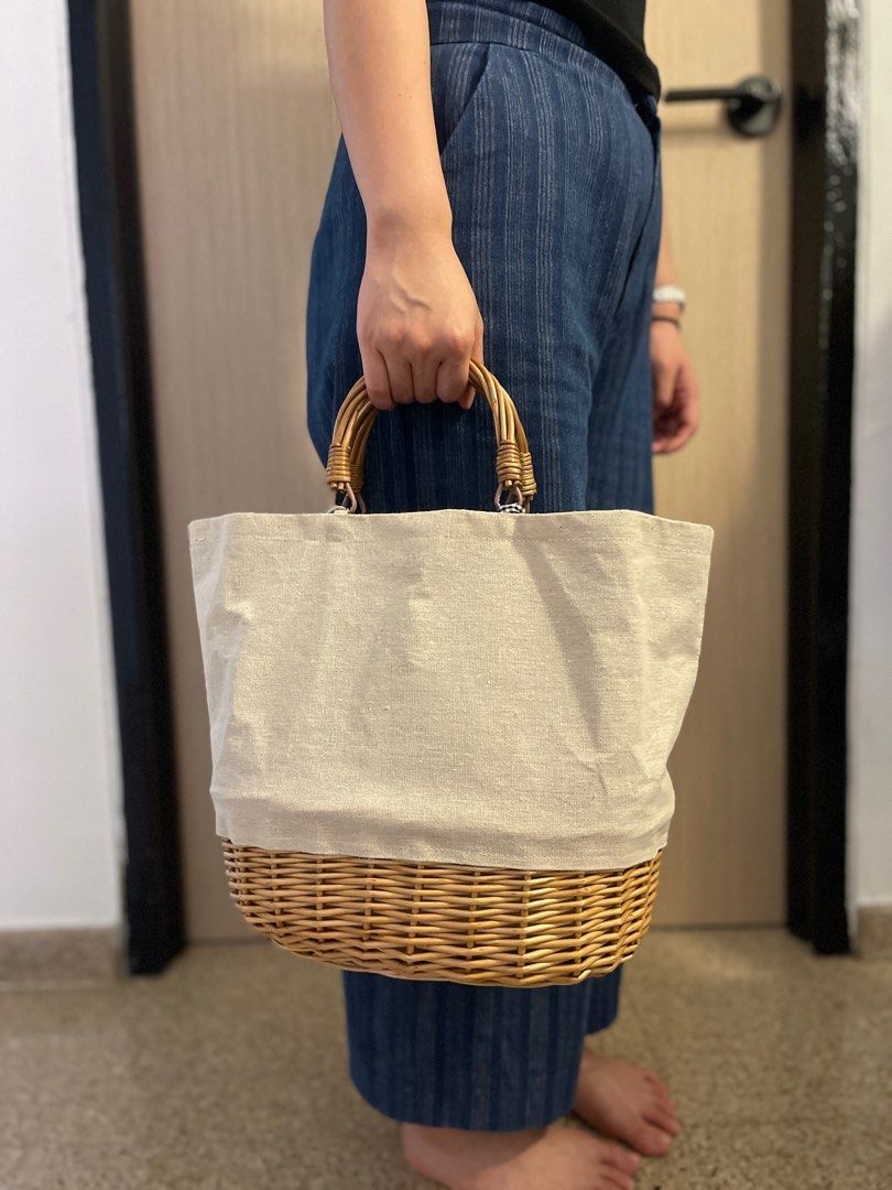 Cute best sale beach totes