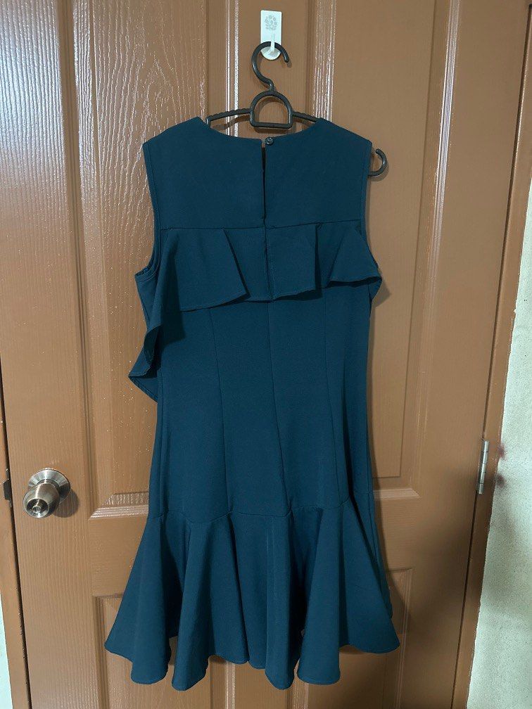Dark green dress, Women's Fashion, Dresses & Sets, Dresses on Carousell