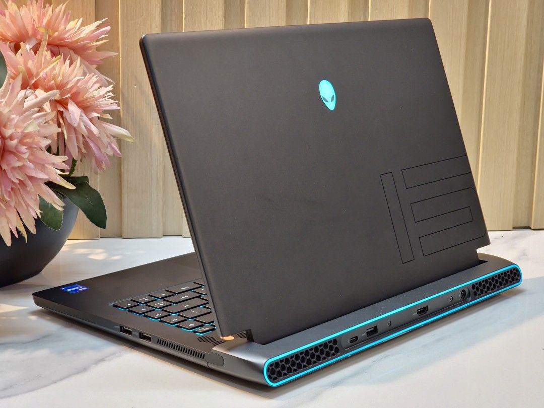 Dell Alienware P109F M15 R6 i7 11th Gen 16GB RAM 512GB SSD 1TB SSD RTX