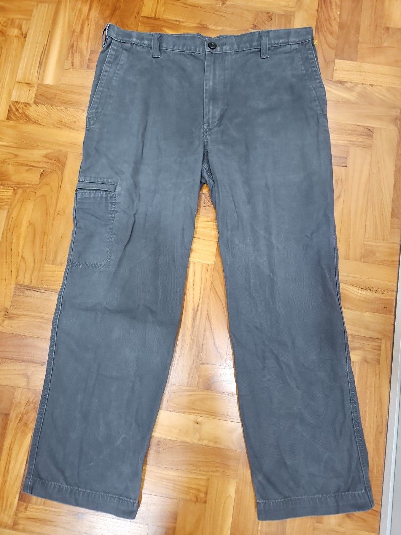 Men's dockers cargo pants on sale