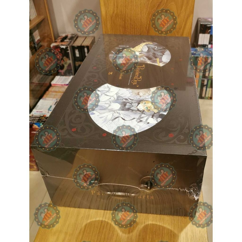 EIWA MANGA STORE Pandora Hearts Box Set Special order, Hobbies & Toys, Books & Magazines