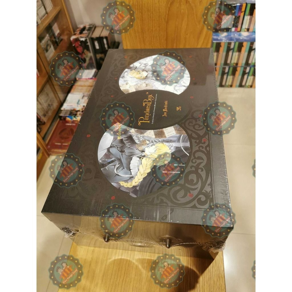 EIWA MANGA STORE Pandora Hearts Box Set Special order, Hobbies & Toys, Books & Magazines