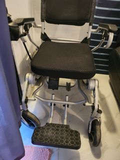 Electric powered wheelchair