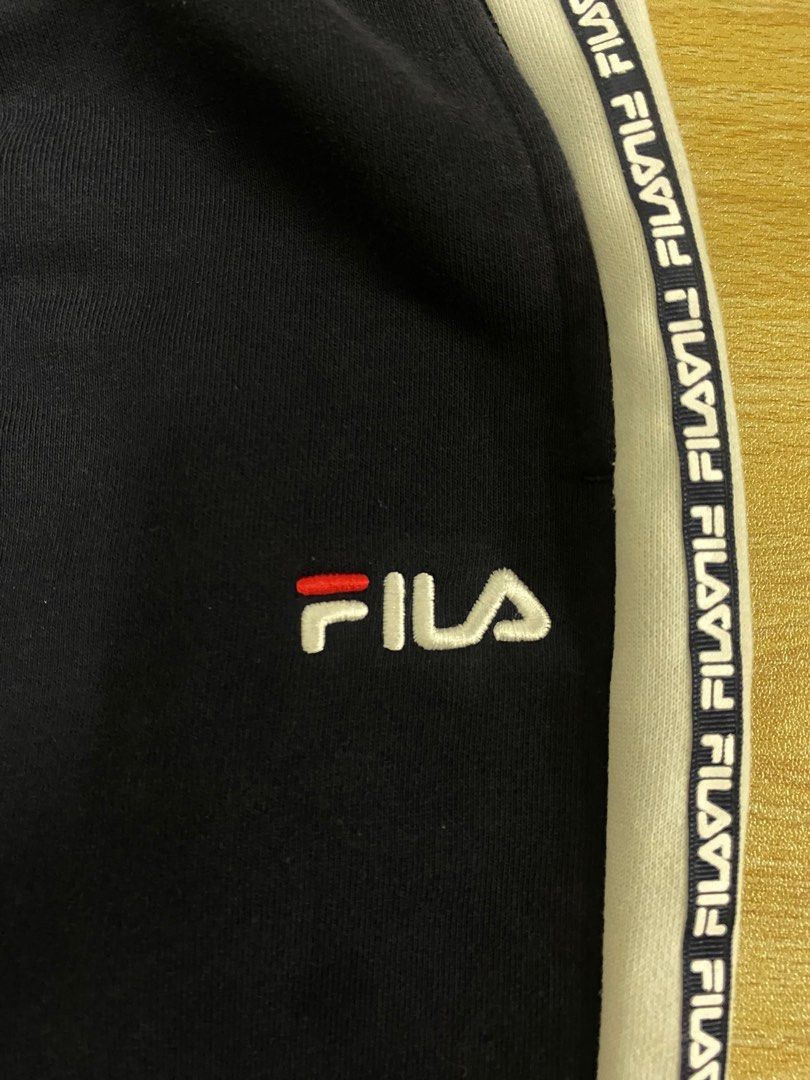 Fila side outlet tape pants