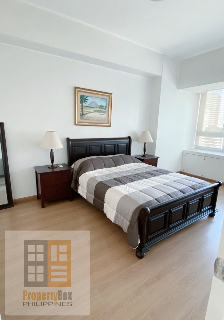 For Sale St. Francis Shangrila Place 1BR Unit, Property, For Sale