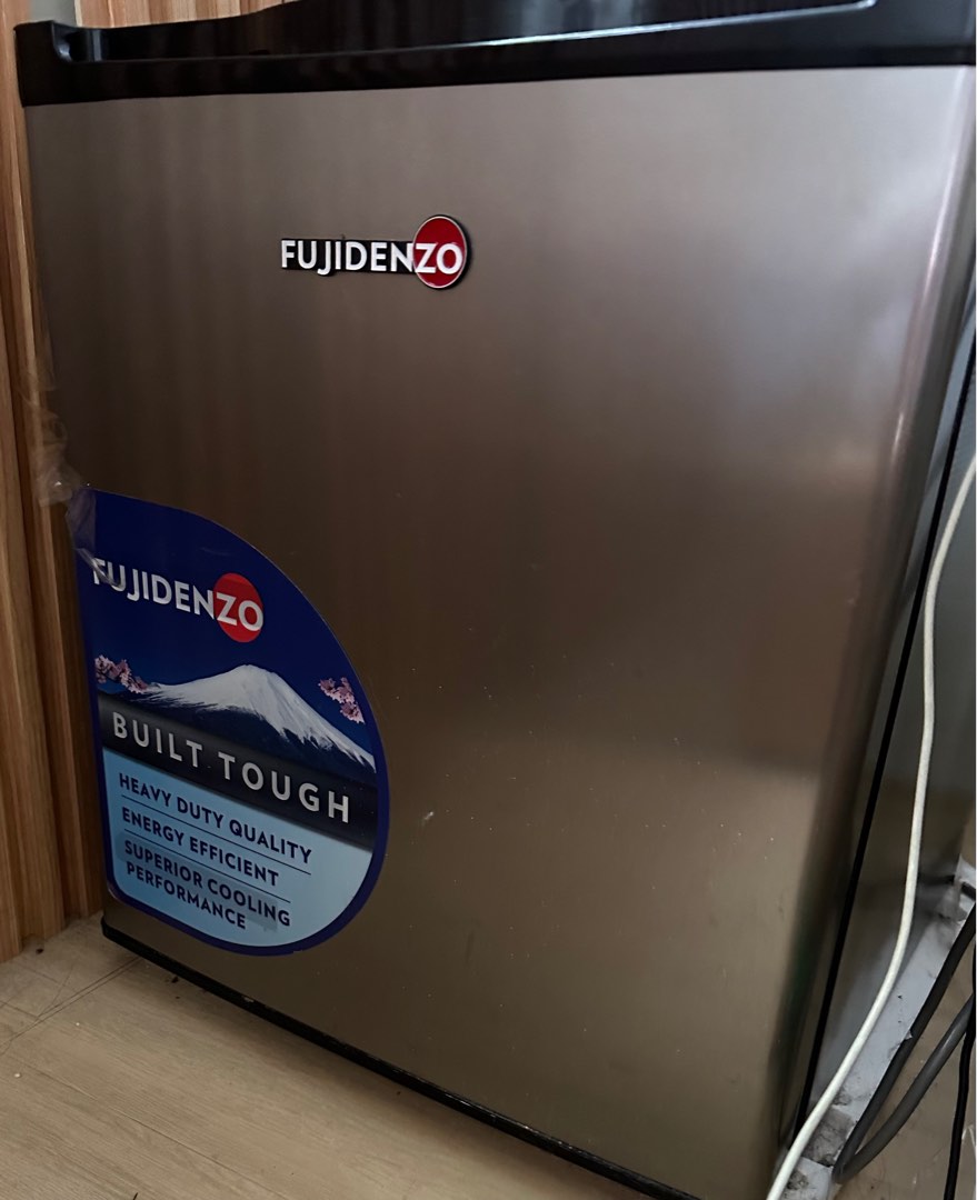 Fujidenzo 1.8 cu. ft. Personal Refrigerator RB18HS (Stainless Steel), TV & Home Appliances