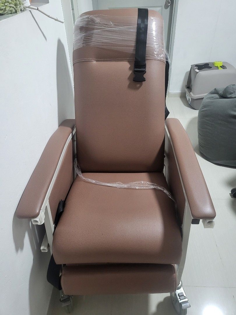 Geriatric Recliner Chair, Health & Nutrition, Assistive & Rehabilatory