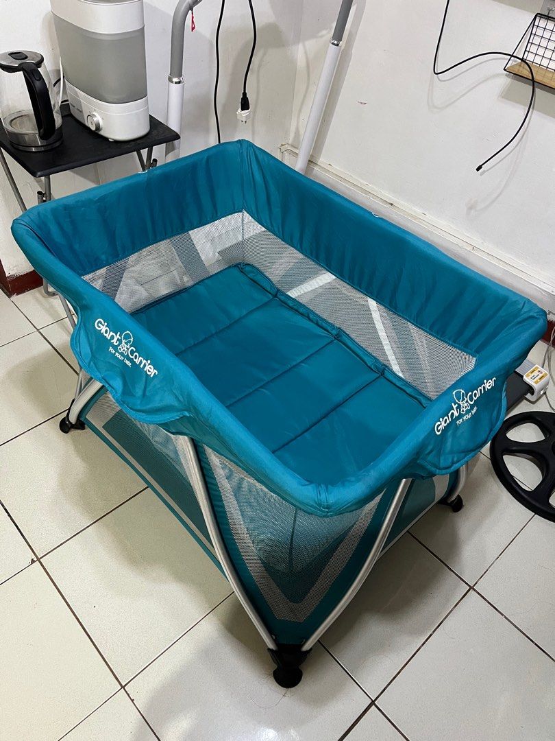 Giant Carrier Baby Crib Playpen Geoffrey Bluegreen complete with ...