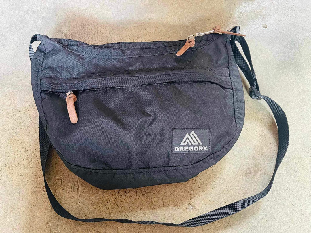 Gregory Sling Bag unisex, Men's Fashion, Bags, Sling Bags on Carousell