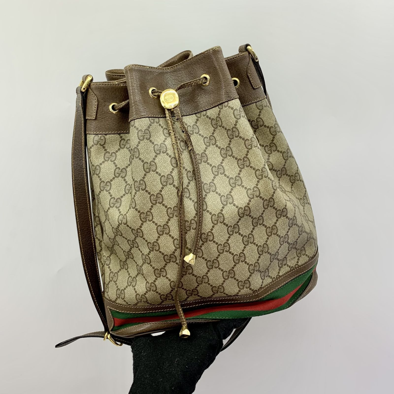 Vintage gucci hotsell drawstring bucket bag