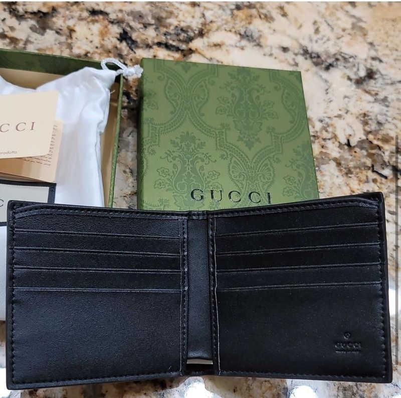 Gucci Bifold Wallet GG Supreme Kingsnake (4 Card Slots) Black in Canvas - US