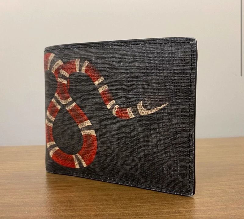 Gucci Bifold Wallet GG Supreme Kingsnake (4 Card Slots) Beige in Canvas - US