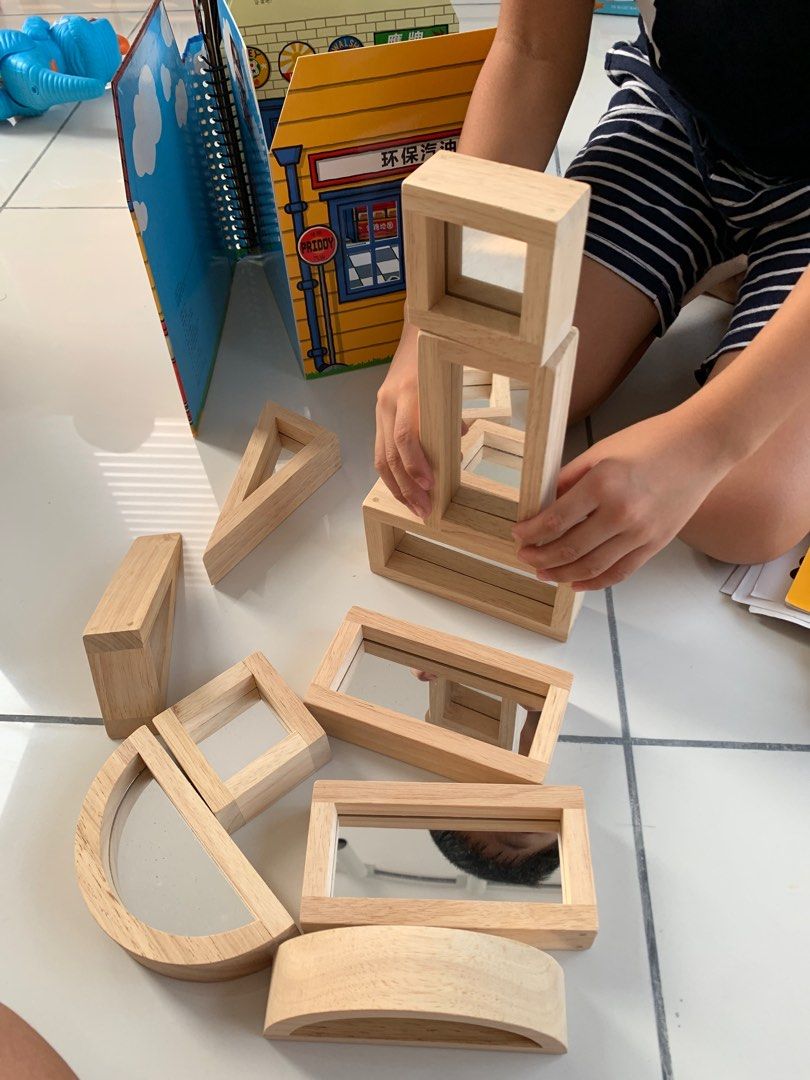 Guide craft mirror blocks play, Hobbies & Toys, Toys & Games on Carousell