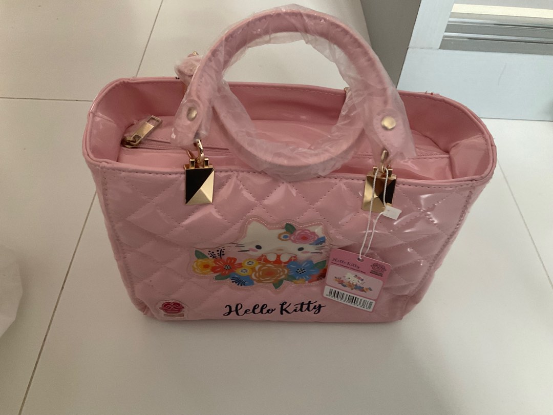 Hello Kitty bag Women s Fashion Bags Wallets Tote Bags on