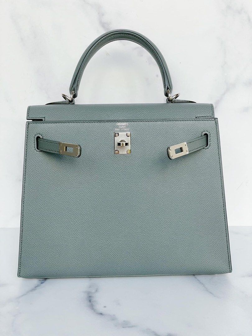 BNIB Hermes Lindy 26 ghw new season color, vert amande, Luxury, Bags &  Wallets on Carousell