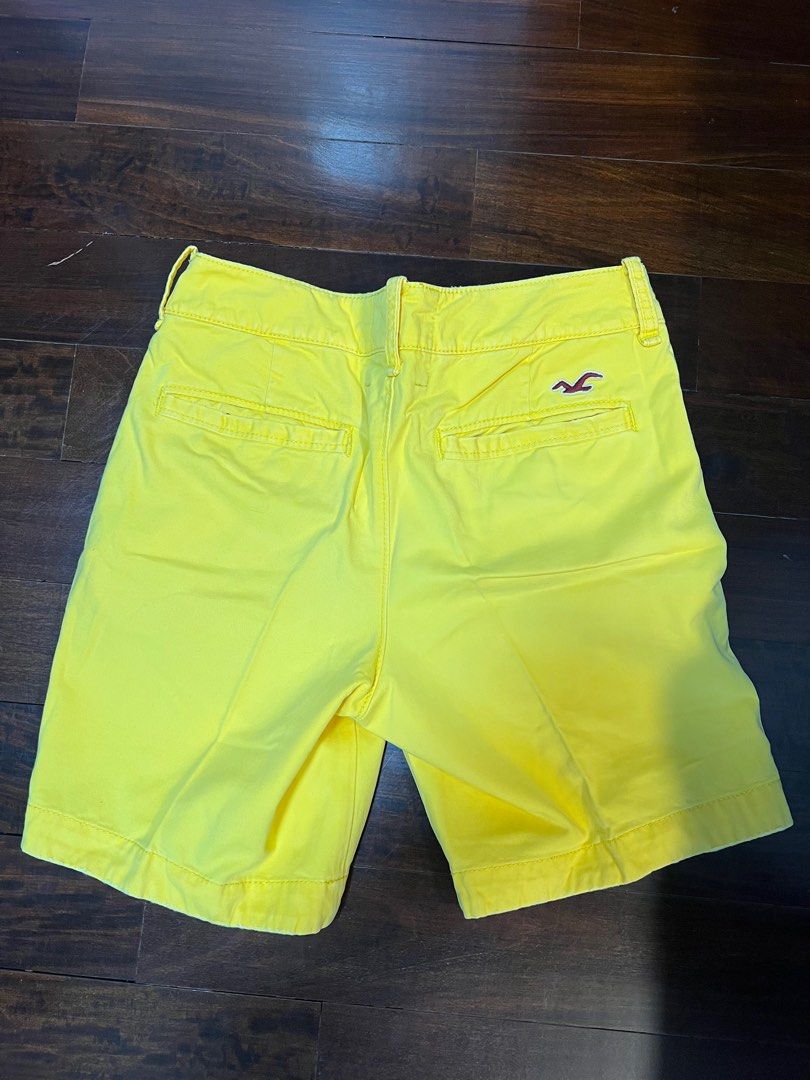 Hollister sale yellow shorts