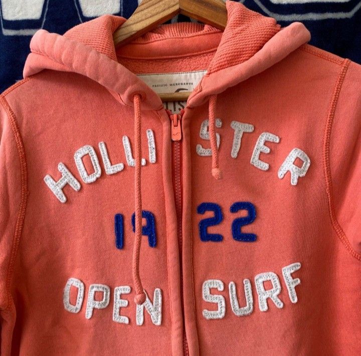 Hollister 1922 deals