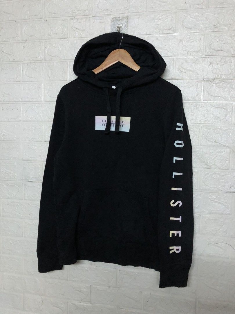 HOLLISTER HOODIE, Men's Fashion, Tops & Sets, Hoodies on Carousell