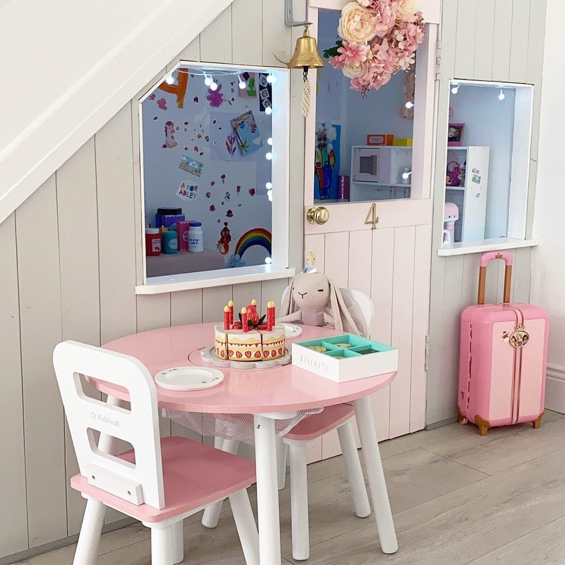 Kidkraft farmhouse table and chair set white deals