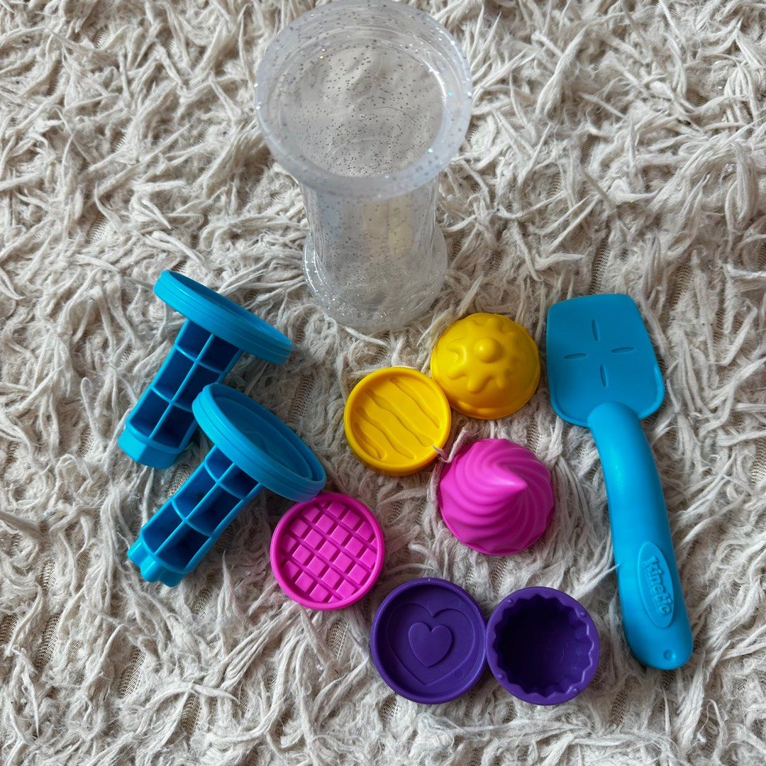 Kinetic Sand Bake Shoppe Patisserrie Hobbies Toys Toys Games on Carousell