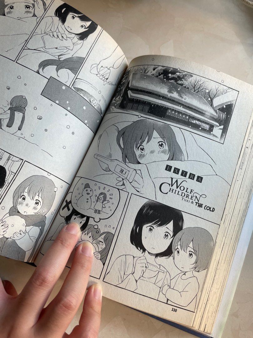 Kinokuniya Wolf Children Ame & and Yuki English Manga, Buku & Alat