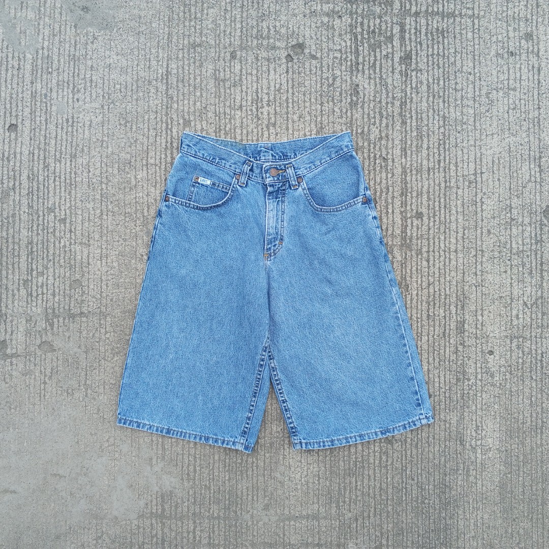 Lee Over the Knee Jorts Size 28, Men's Fashion, Bottoms, Shorts on ...