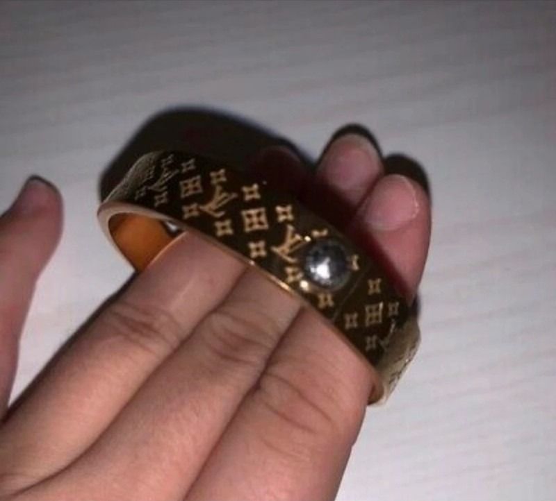 Louis Vuitton LV Bracelets Nanogram Cuff, Women's Fashion, Jewelry &  Organisers, Necklaces on Carousell