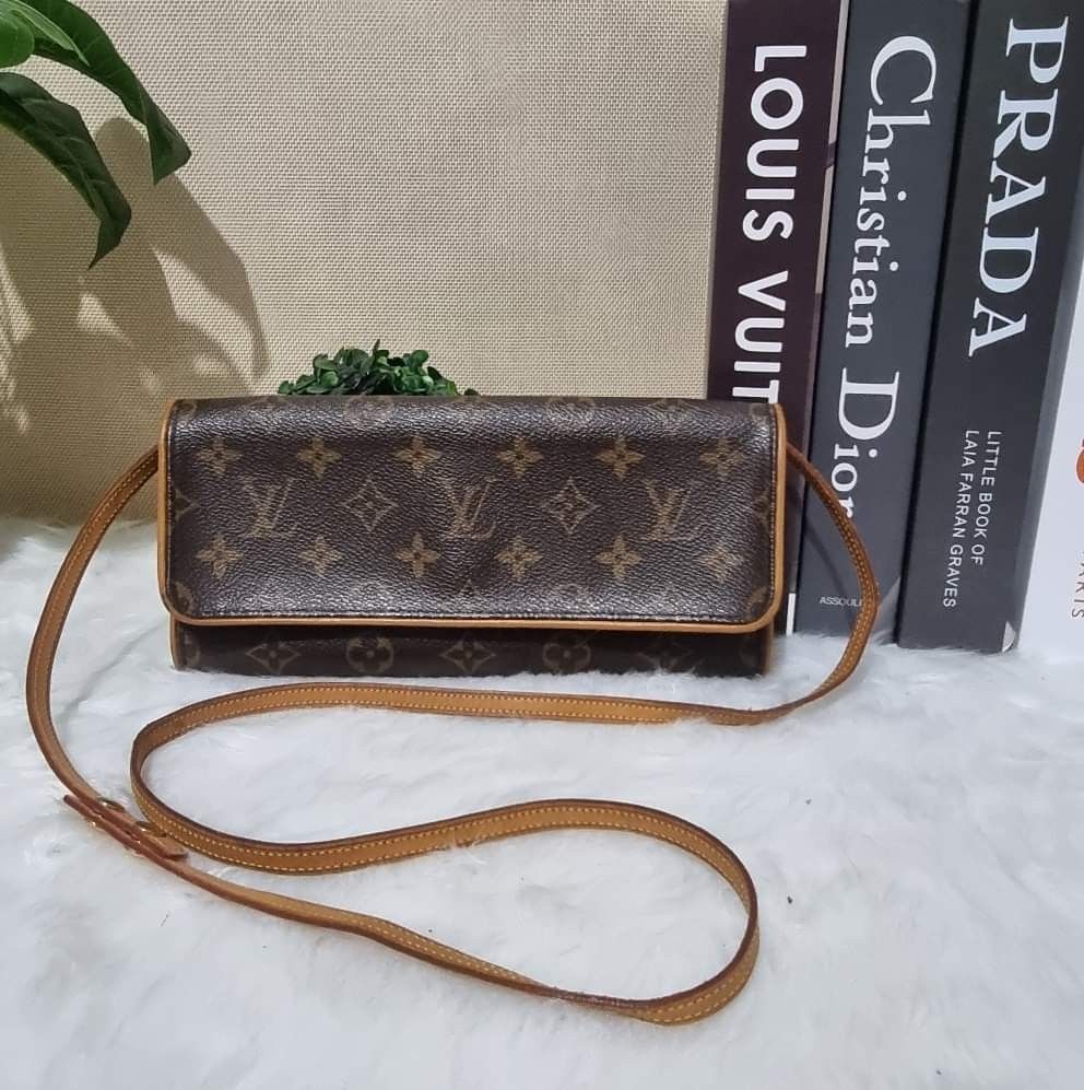 Authentic Louis Vuitton Pochette Shoulder Bag, Luxury, Bags & Wallets on  Carousell